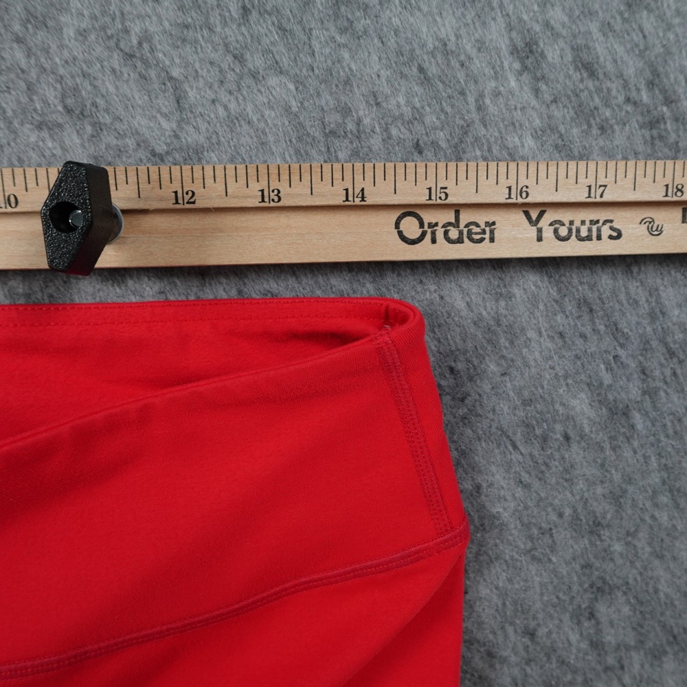Fabletics Leggings Women L/XL? Red Capri Cropped Athletic Workout Yoga Pants - Picture 7 of 10